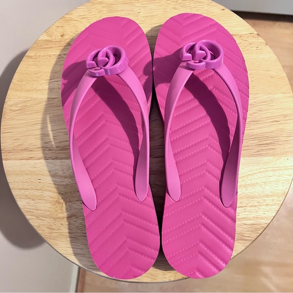 Gucci Pascar GG Platform Flip Flop - Worn Once! Size 39 - Picture 5 of 9